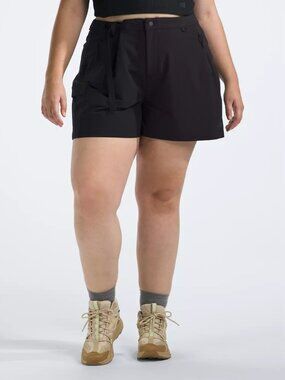 THE NORTH FACE Women’s Black Bridgeway Plus Shorts Size 24W NEW with tags